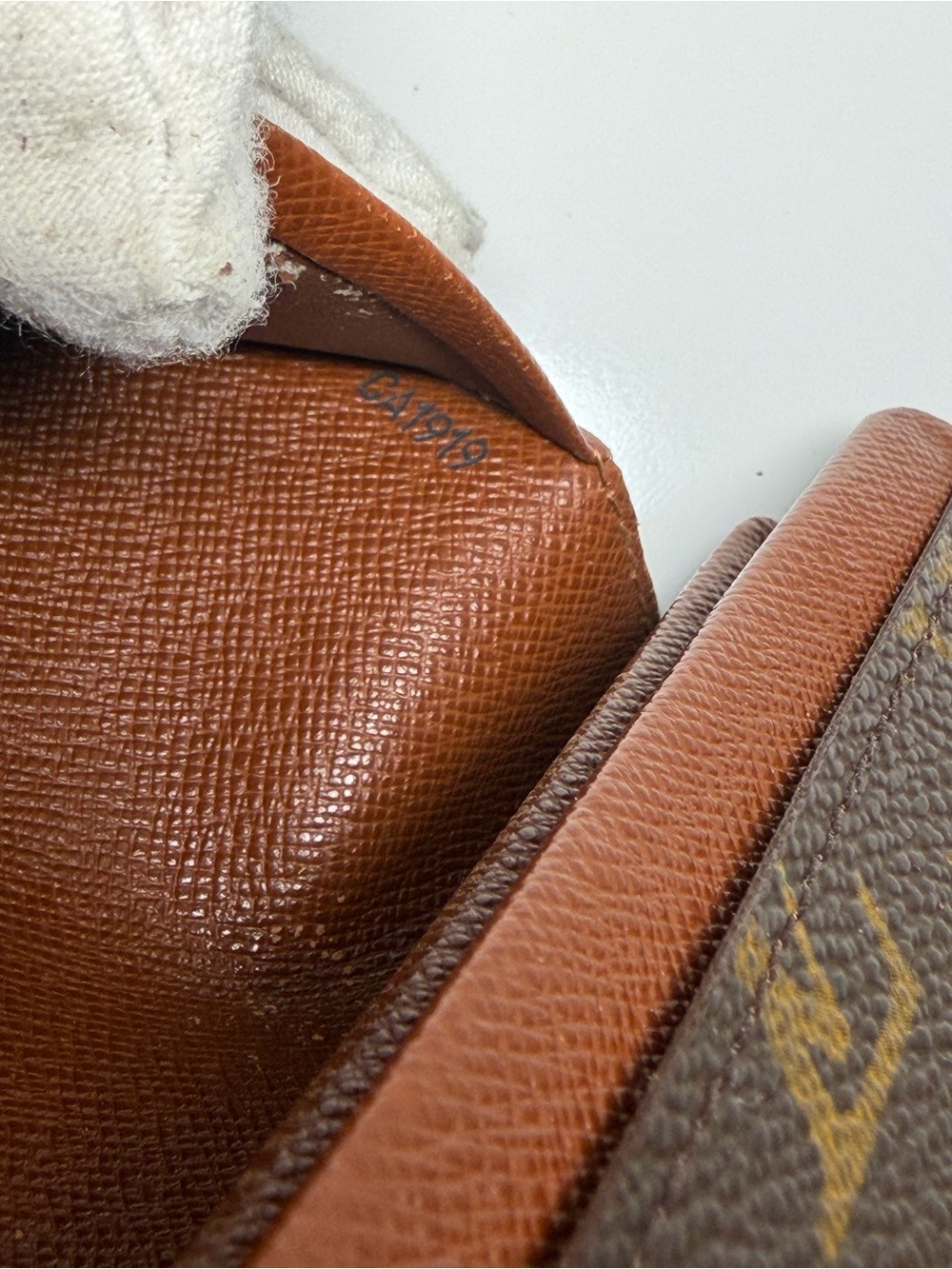 Vintage Louis Vuitton Monogram Canvas Compact Wallet (project) - Picture 14 of 14